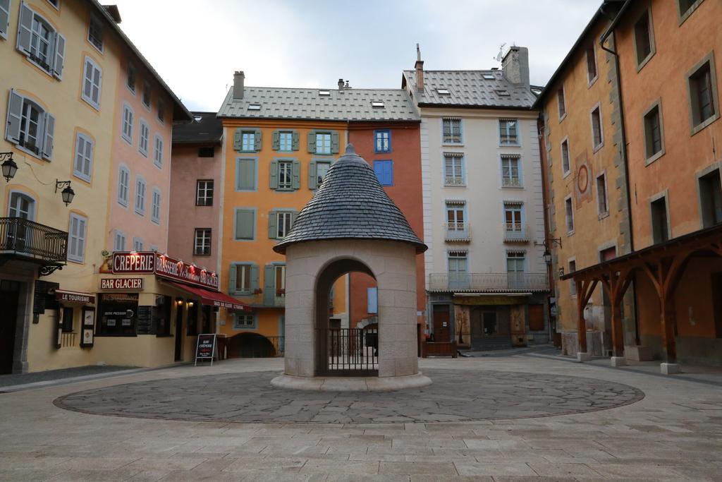 Auberge De La Paix Briançon Exterior foto